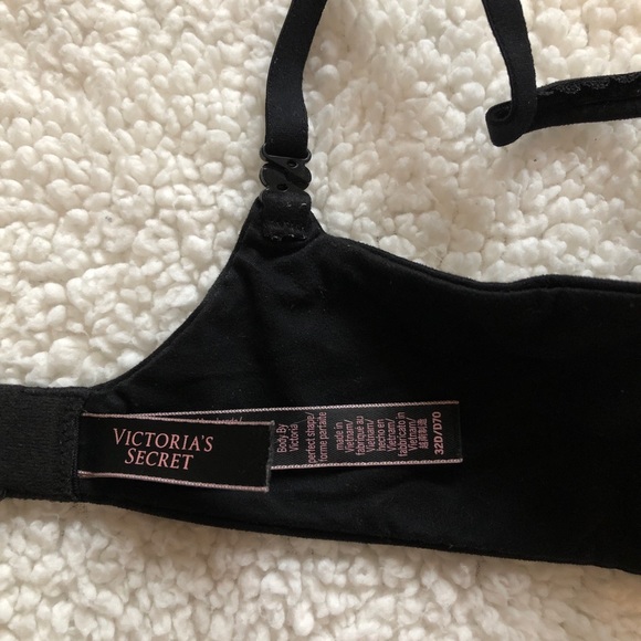 Victoria Secret Body Bra - Picture 2 of 5